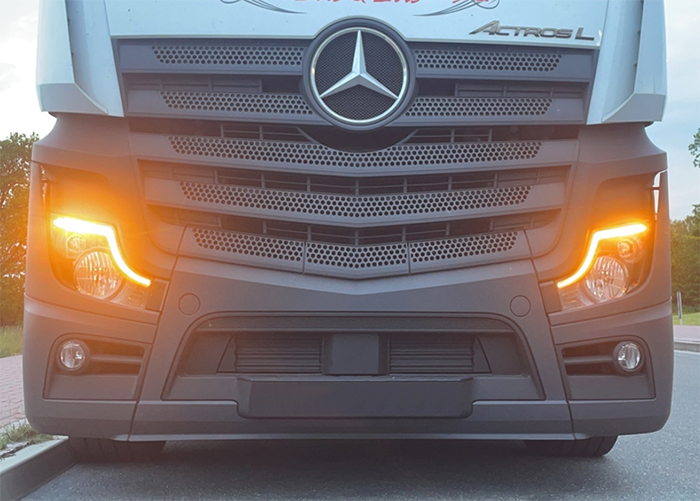 LED units oranje tbv Mercedes Actros MP5