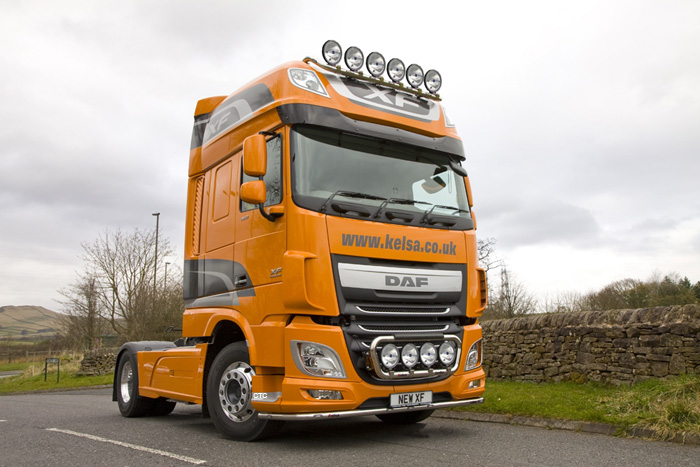 HiBar St. Steel DAF XF105/106 Super Space Cab - Drop-Down