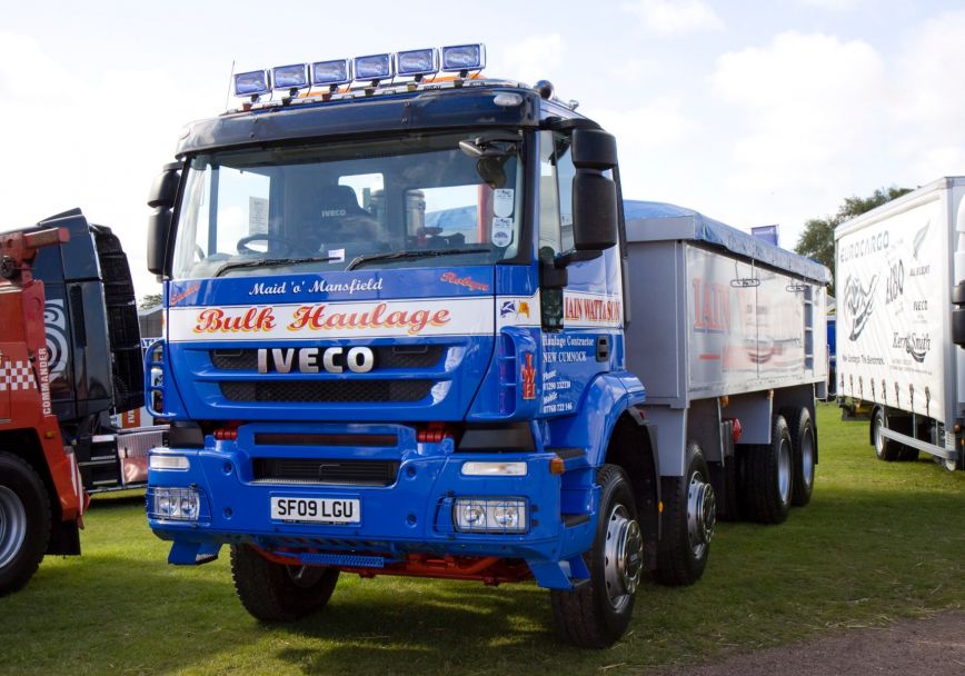 HiBar Aluminum - Iveco Trakker af 2008 Low Day/Sleep Cab