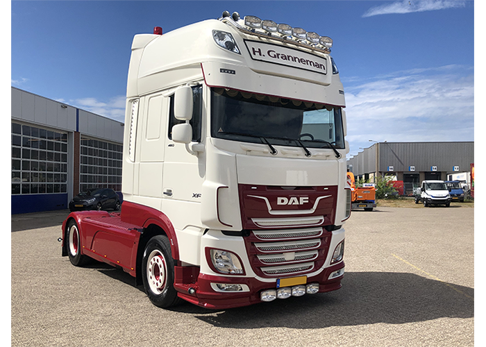 HiBar St. Steel DAF XF105/106 Super Space Cab - Drop-Down