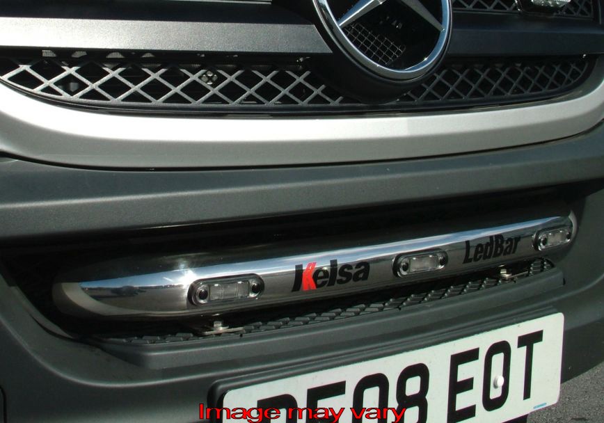 LEDBar Edelstahl mit 3 weißen LEDs - Mercedes B Sprinter 2007+