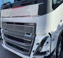 Front panel Volvo FH 5 + word VOLVO -  AD4407