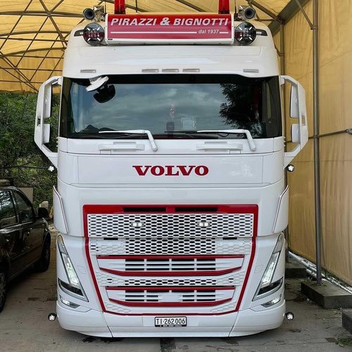 Sunvisor Volvo FH4/5 - 5 Bottom Lightholes