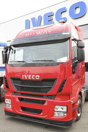 ZONNEKLEP IVECO STRALIS HI-WAY